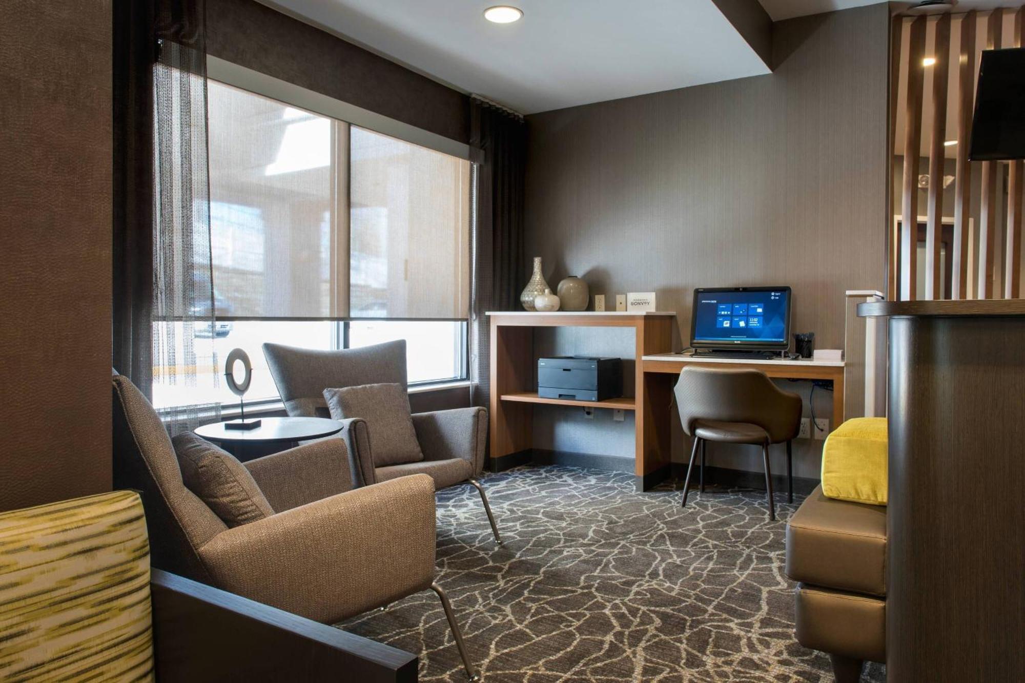 Springhill Suites Danbury Extérieur photo
